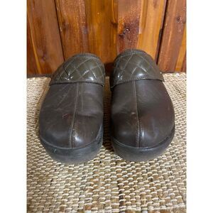 Crocs slip on heeled clogs size 9
